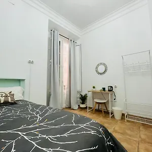  Apartment Malak-rooms Spain