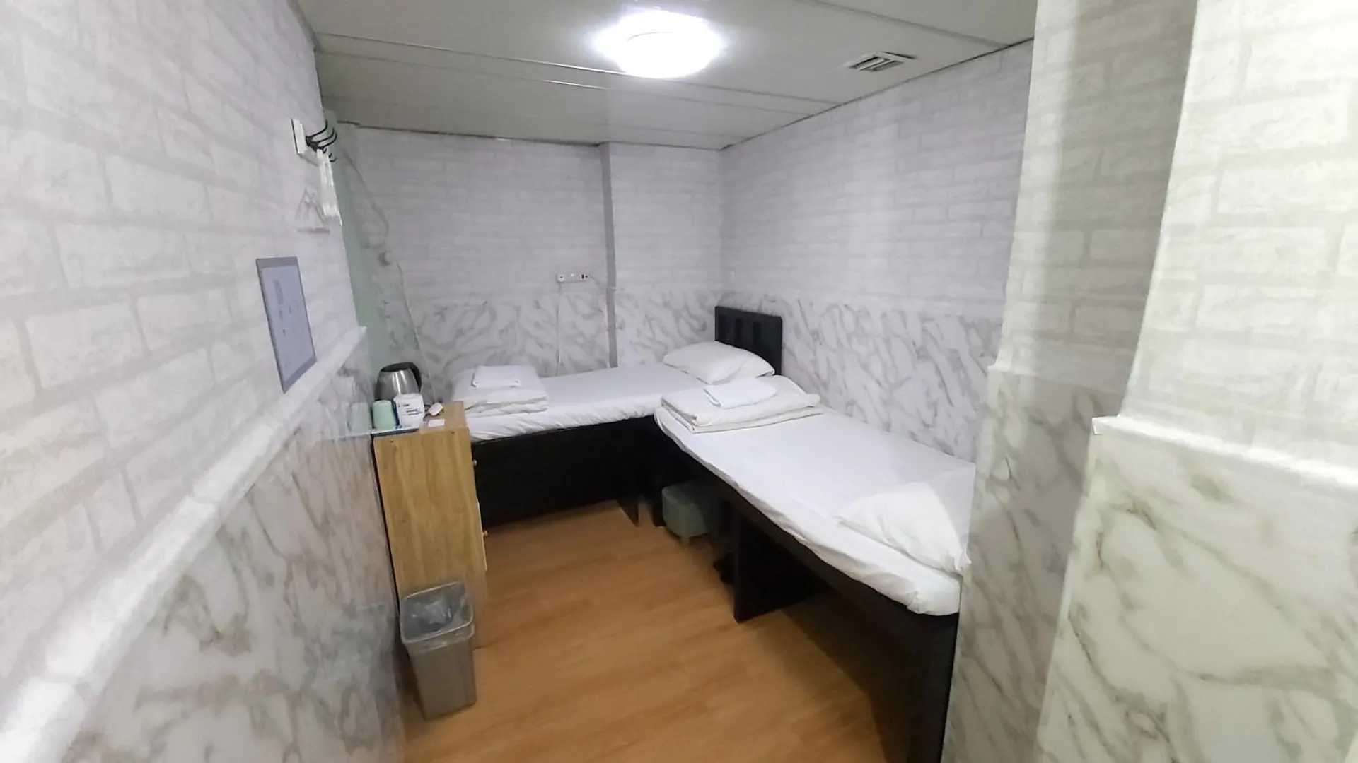 Cozy Inn Jordan Station Hong Kong 0*,