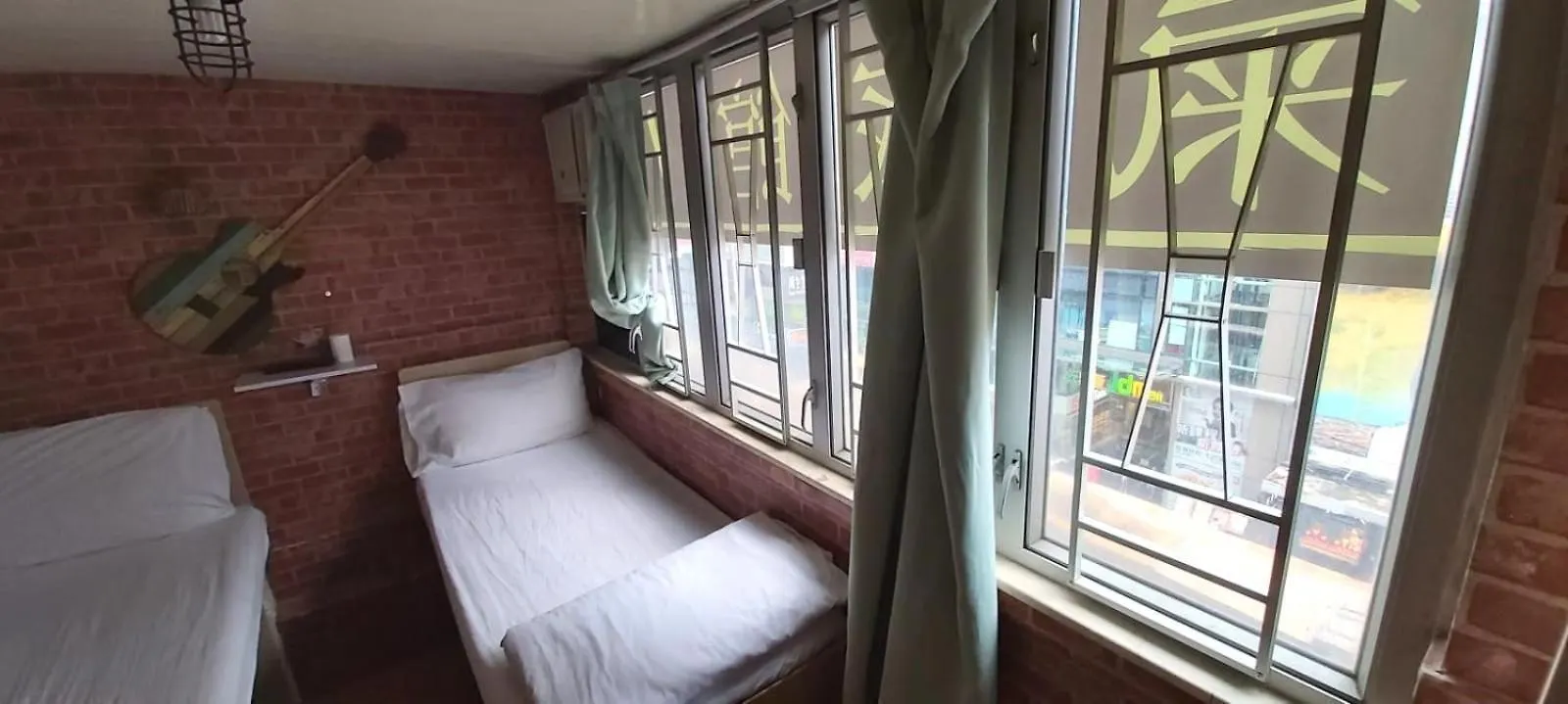 Cozy Inn Jordan Station Hong Kong Guest house