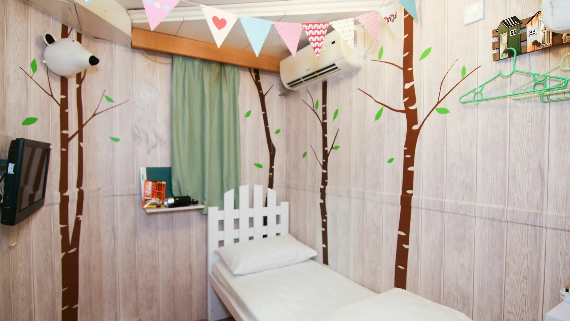 Guest house Cozy Inn Jordan Station Hong Kong